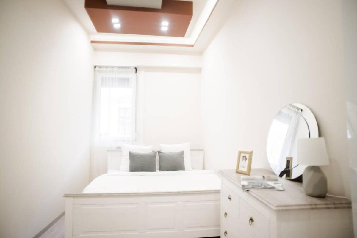 New Luxury Apartment In The Center With A/C Budapeszt Zewnętrze zdjęcie